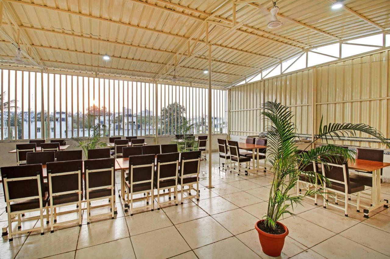 Treebo Krishna Regency Isbt Bus Stop 博帕尔 外观 照片